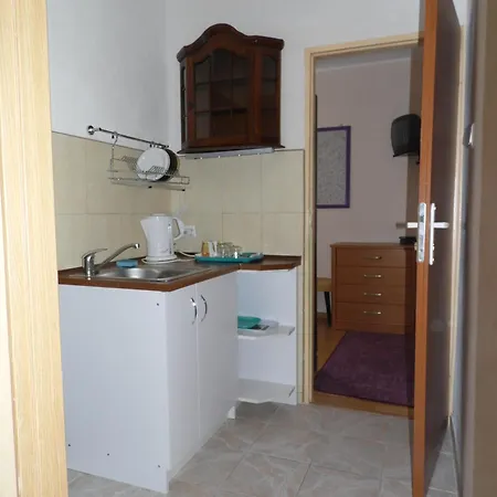 Bed & Breakfast Maja