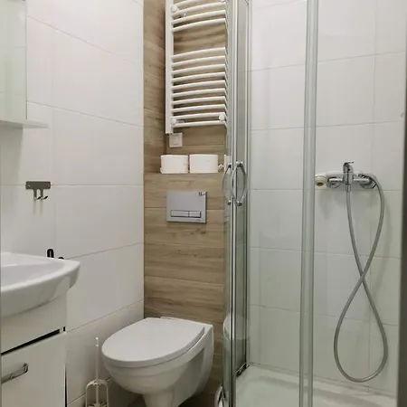 Maja Bed & Breakfast 3*