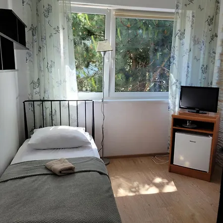 Maja 3*