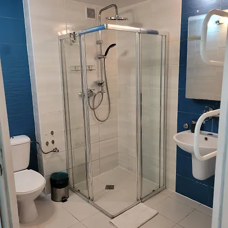 Bed & Breakfast Maja 3*