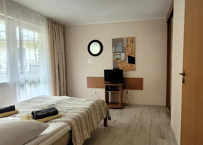 Maja 3* Jastrzębia Góra